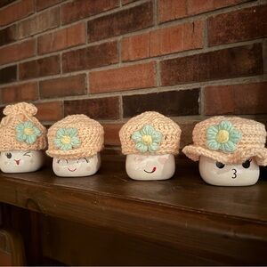 Marshmallow mug hats set- peach & teal